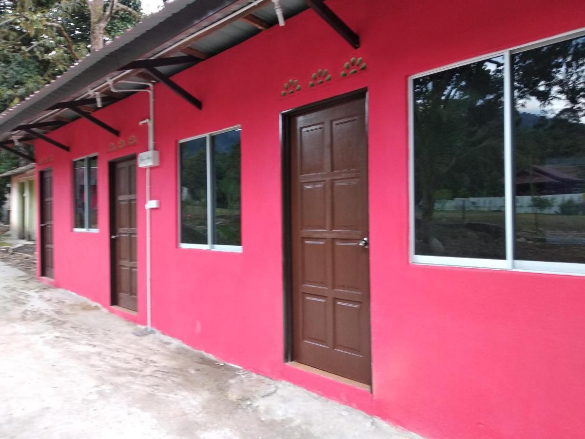 Lopoh Waterfront Budget Chalets Βίλα Hulu Langat Εξωτερικό φωτογραφία